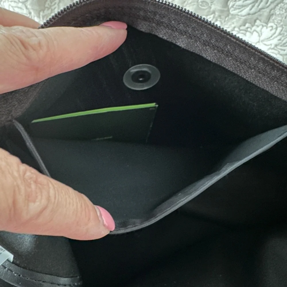 Longchamp Op Art Medium Shoulder Tote - Picture 9 of 15